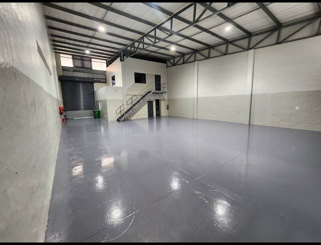 300M² MINI FACTORY TO LET IN BRIARDENE